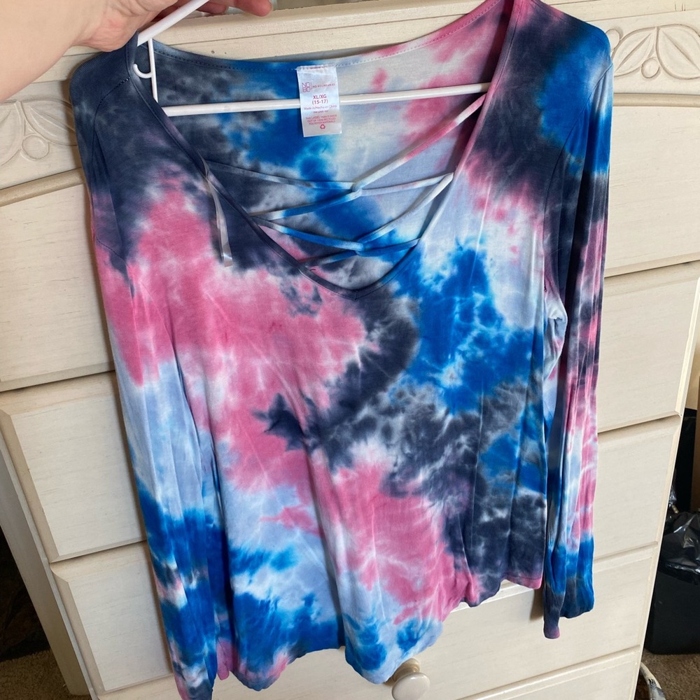 Long sleeve tie dye shirt